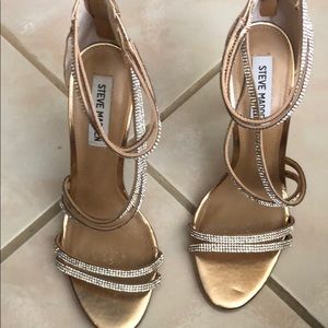 Barely worn Steve Madden heels